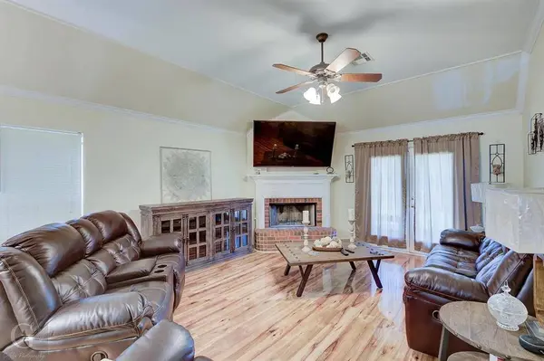 326 Gaston Lane, Bossier City, LA 71112