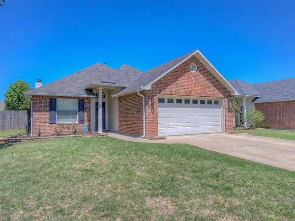 326 Gaston Lane, Bossier City, LA 71112