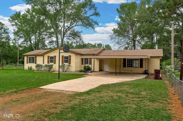 205 Lincoln Avenue, Haughton, LA 71037