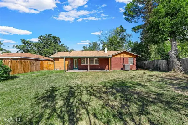 2838 W Cavett Drive, Shreveport, LA 71104
