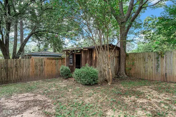 9308 Midvale Drive, Shreveport, LA 71118