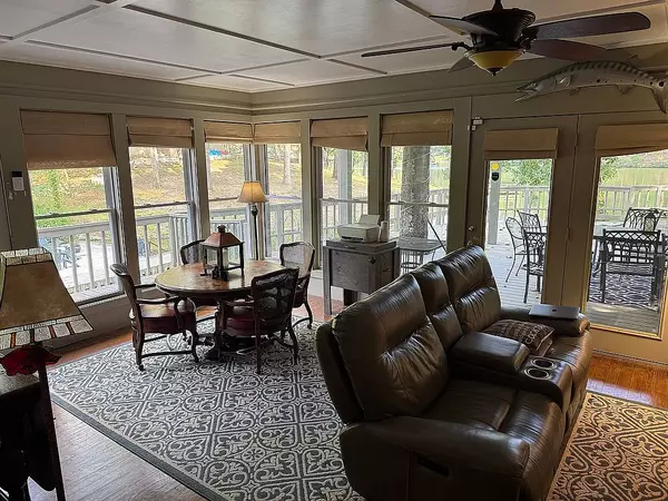 Hot Springs, AR 71913-5425,1925 Lakeshore Dr