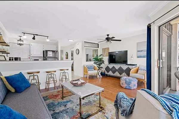 Hot Springs National Park, AR 71913-7400,270 Lake Hamilton Dr #B11