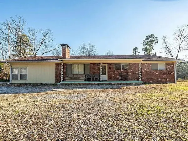 192 Morphew Rd, Hot Springs National Park, AR 71913-8810