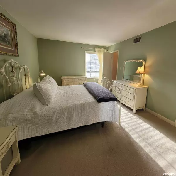 22 HUNTLEIGH Drive, Hot Springs, AR 71901