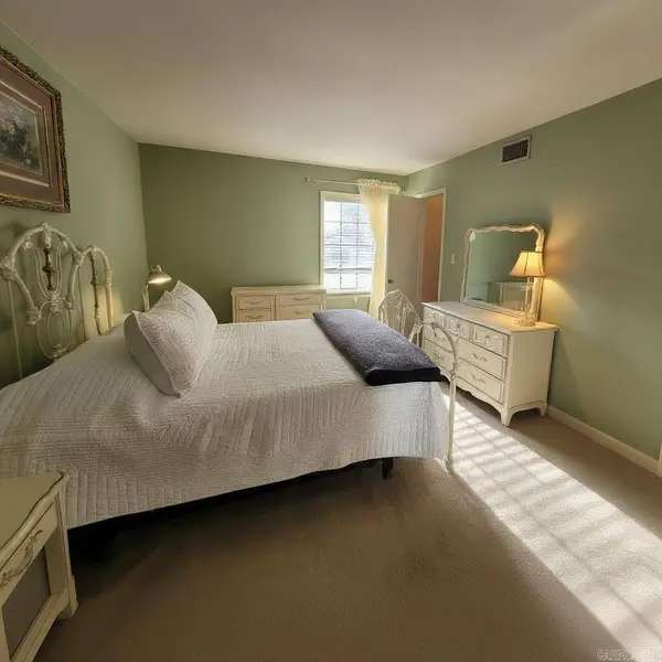 22 Huntleigh Drive, Hot Springs, AR 71901