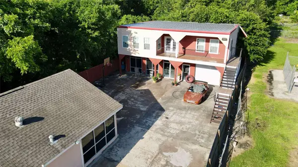 9944 E Hardy RD, Houston, TX 77093