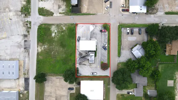 207 E Cottonwood ST, Madisonville, TX 77864