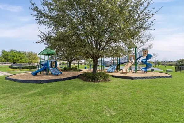 HOA vs Non-HOA Living in North Houston | Tomball & Spring