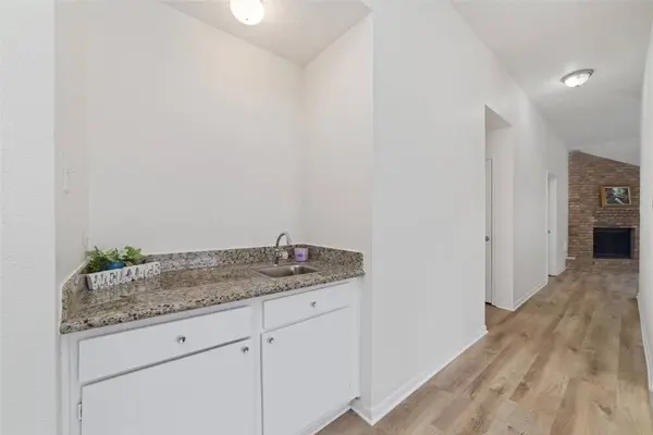 1002 Afton CT, Tomball, TX 77375