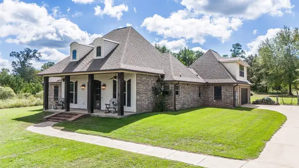 755 COUNTY RD 334, De Berry, TX 75639