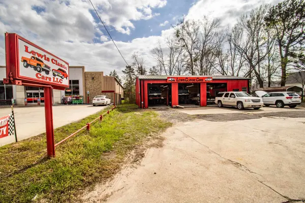 11214 US HWY 79 N, De Berry, TX 75639
