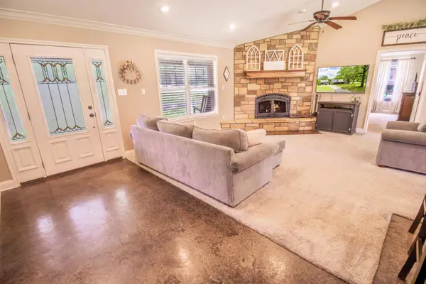 2102 CR 3366, Tenaha, TX 75974