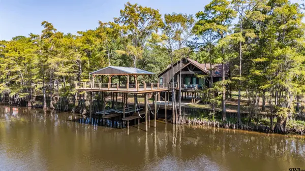 794 Private Road 7219, Jefferson, TX 75657