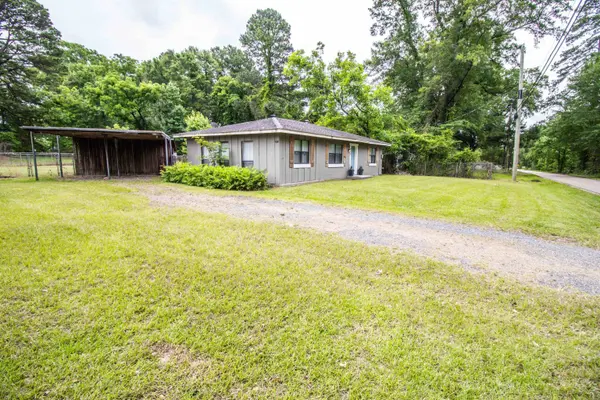920 Elliott Rd, Texarkana, TX 75501