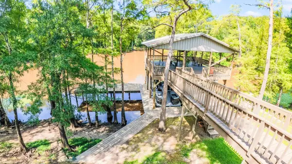 231 Private Road 7225, Jefferson, TX 75657