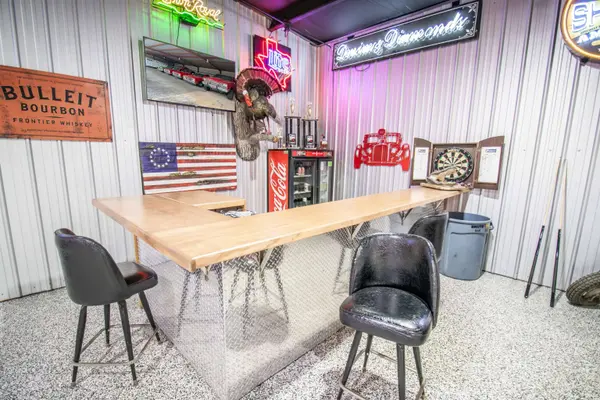 4889 COUNTY RD 322, De Berry, TX 75639