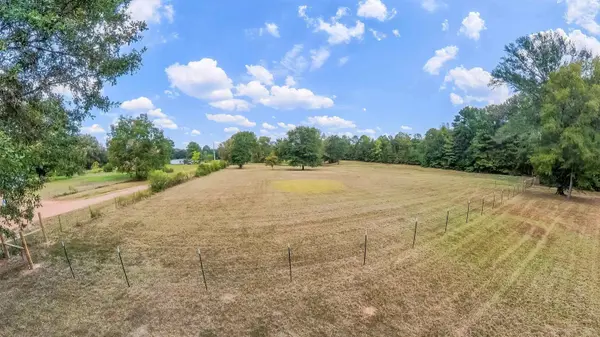 587 Floyd Evans Rd, Elysian Fields, TX 75642