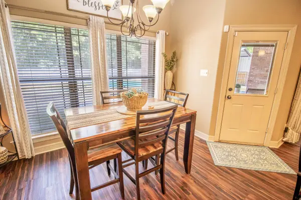 135 Pond Dr, Marshall, TX 75672