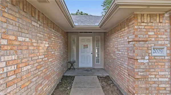 2009 Kimmy DR, Bryan, TX 77807
