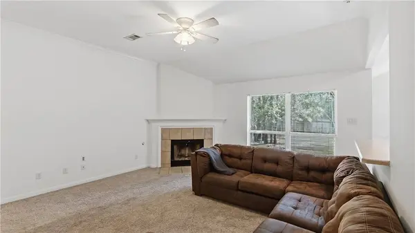 2009 Kimmy DR, Bryan, TX 77807