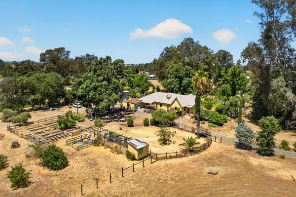 W 6825 2nd ST, Rio Linda, CA 95673