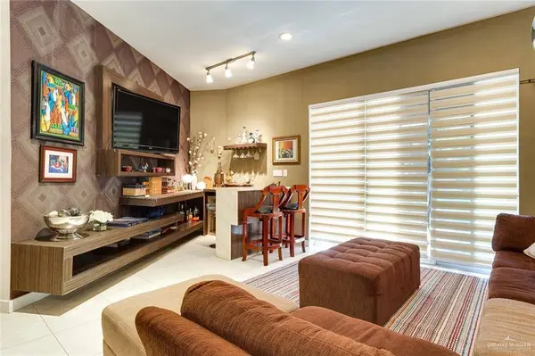 2404 S 43rd ST, Mcallen, TX 78503