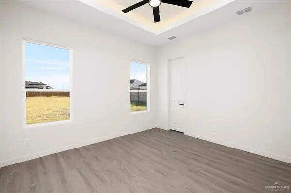 9806 N 25th LN, Mcallen, TX 78572