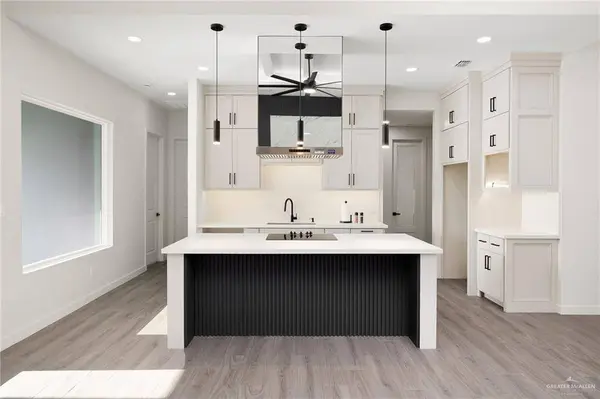 9806 N 25th LN, Mcallen, TX 78572