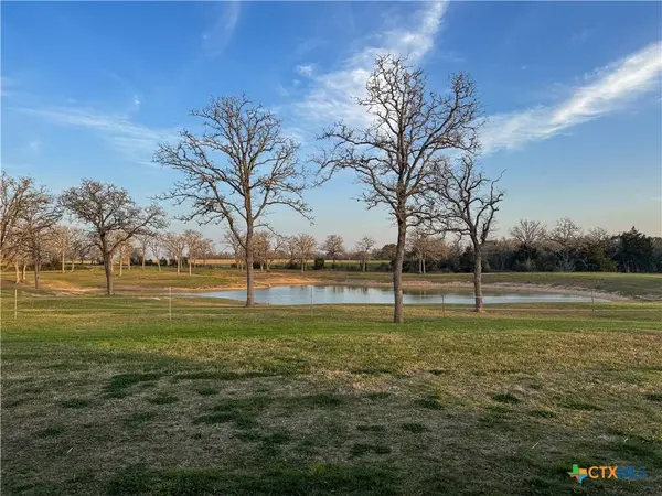 1674 County Road 126, Hallettsville, TX 77964