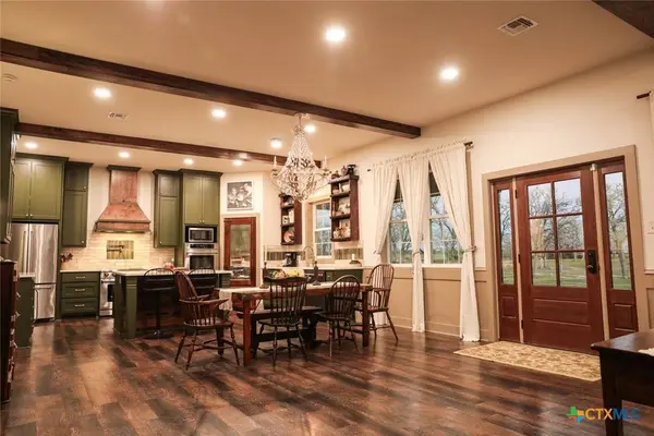 1674 County Road 126, Hallettsville, TX 77964