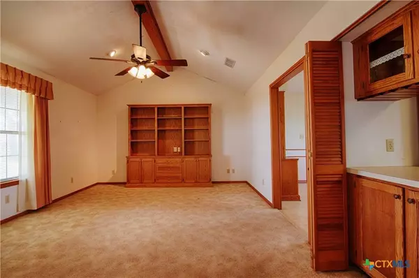 11552 Fm 1383, Schulenburg, TX 78956