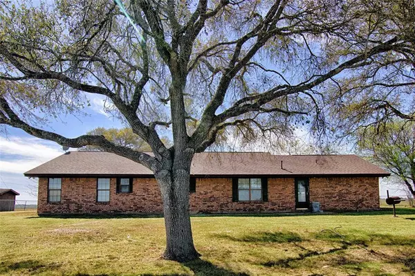 11552 Fm 1383, Schulenburg, TX 78956