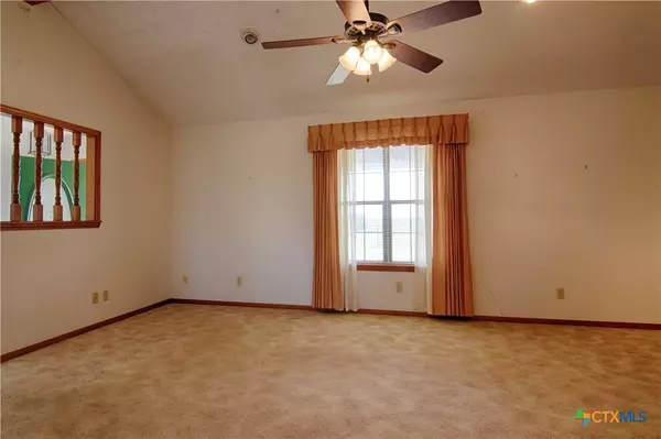 11552 Fm 1383, Schulenburg, TX 78956