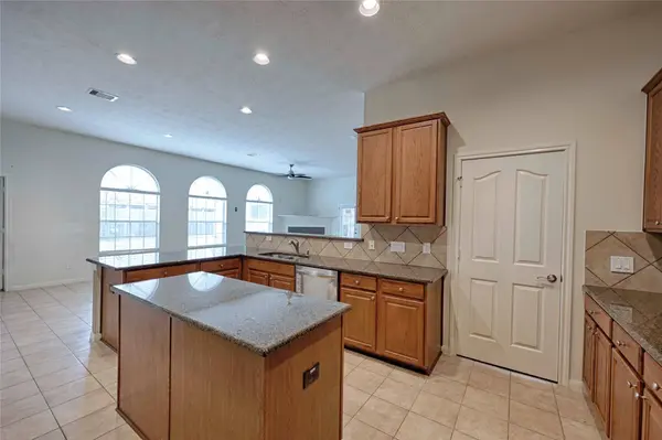 3218 Longhorn CIR, Manvel, TX 77578