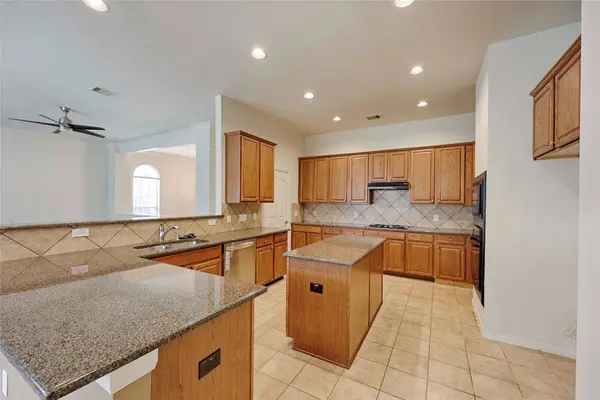 3218 Longhorn CIR, Manvel, TX 77578