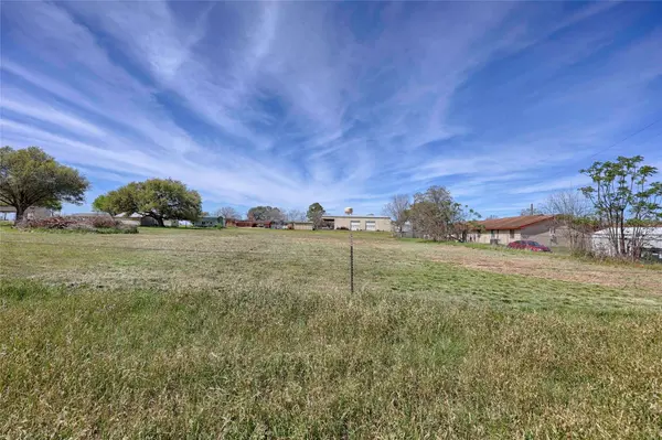 TBD Donna DR, Hallettsville, TX 77964