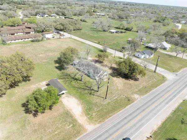 TBD Donna DR, Hallettsville, TX 77964