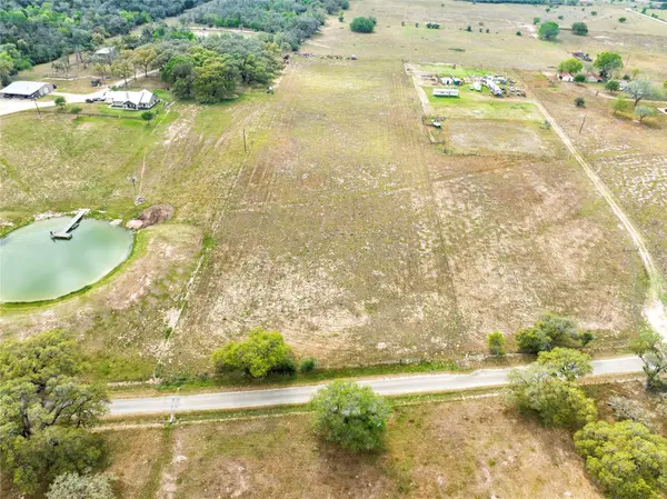 1292 County Road 1h, Hallettsville, TX 77964
