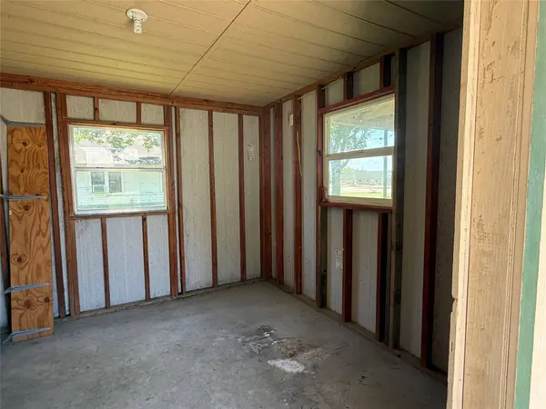 TBD W Fairwinds ST, Hallettsville, TX 77964