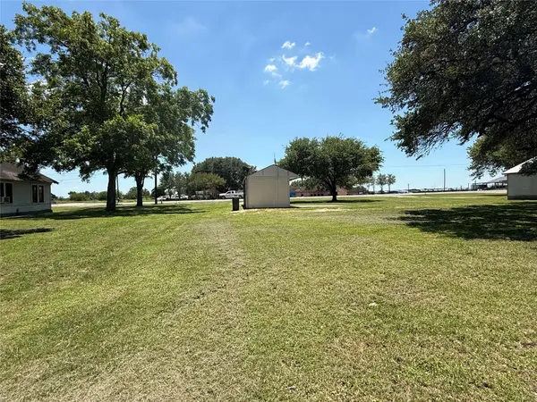 TBD W Fairwinds ST, Hallettsville, TX 77964