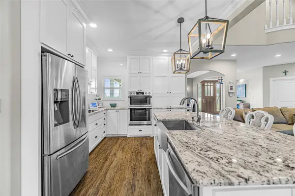 1572 County Road 134, Hallettsville, TX 77964