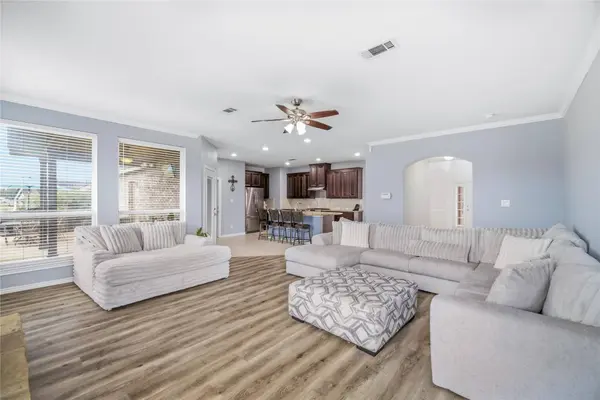 559 County Road 002, Hallettsville, TX 77964