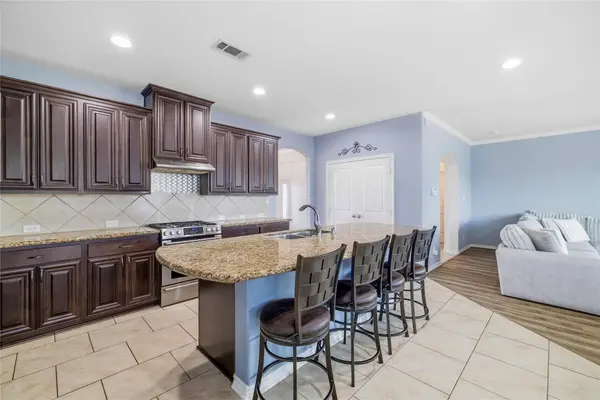 559 County Road 002, Hallettsville, TX 77964