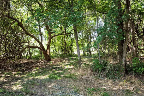 710 County Road 211a, Hallettsville, TX 77964
