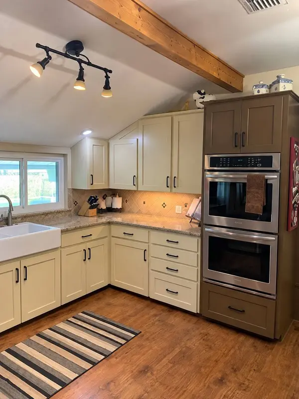 1126 County Road 176, Hallettsville, TX 77964