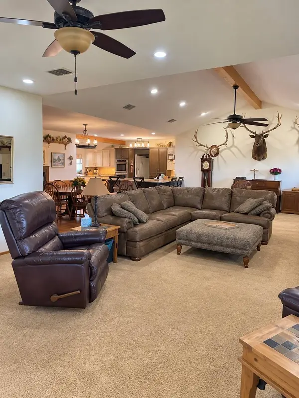 1126 County Road 176, Hallettsville, TX 77964
