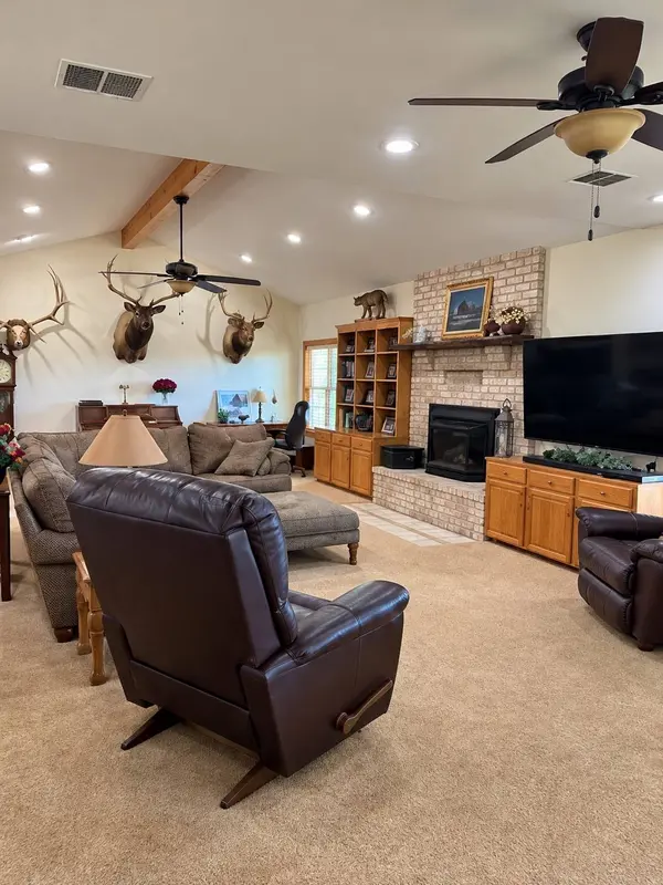 1126 County Road 176, Hallettsville, TX 77964