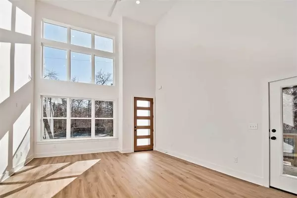 28 Bedford Ln, Bella Vista, AR 72714