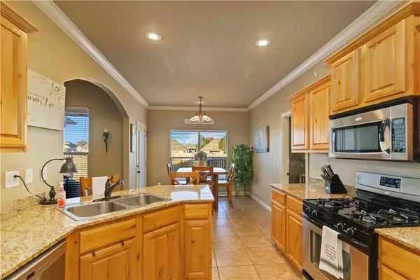 3812 2nd Pl, Rogers, AR 72756